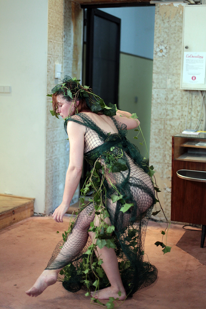 Clare as Ivy